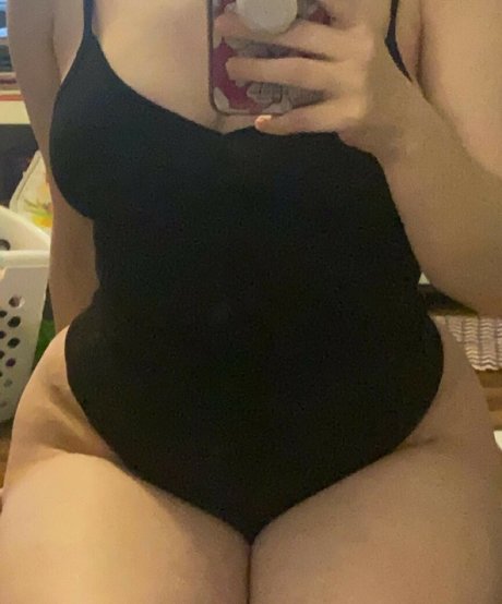 freaksaregeeks hermosa actriz archivo