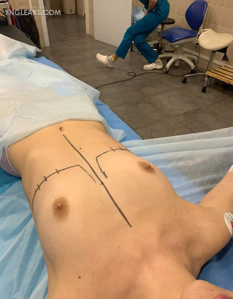 Lexi Poy star exclusive galerie