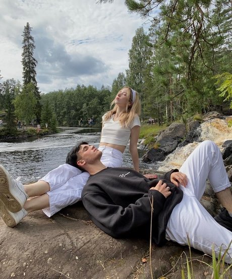 Lexi Poy nus étoiles image