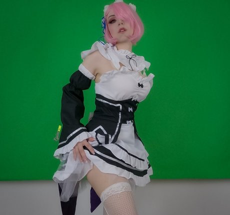 Egilea ASMR actrice érotique des photos