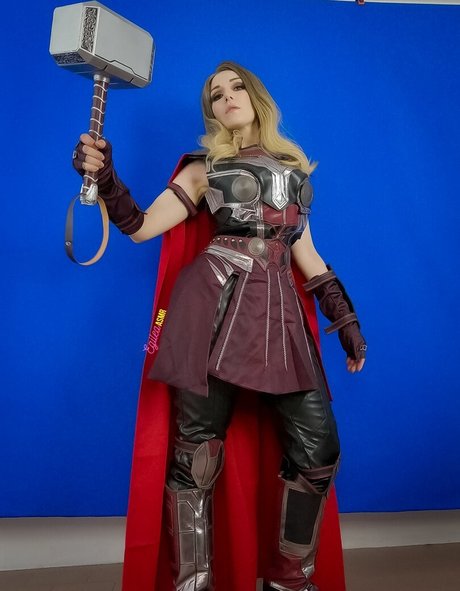 Egilea ASMR modèle joli archive