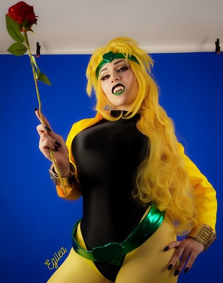 Egilea ASMR top model images