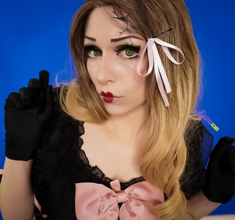 Egilea ASMR modèle pornographique archive