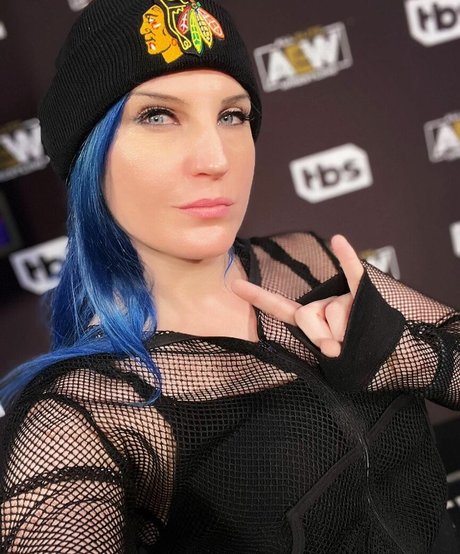 Leva Bates buen modelo galería