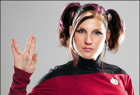 Leva Bates art model pictures