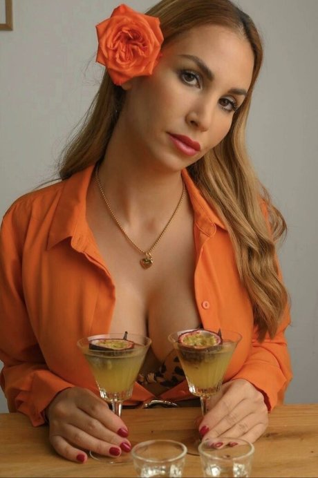 Sila Sahin estrella perfecta fotos