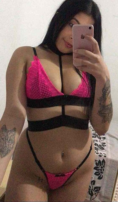 Aline Vitoria pornstar nude pictures