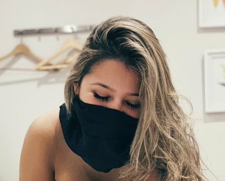 skinny ebony teen onlyfans hot nude picture