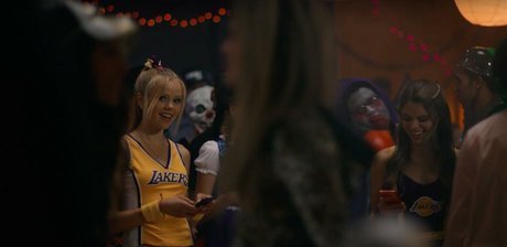 Annalisa Cochrane étoile sympa galerie