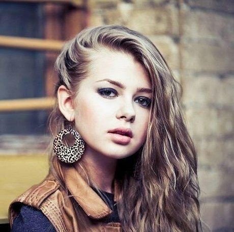 Anastasiya Ukolova actriz desnuda archivo