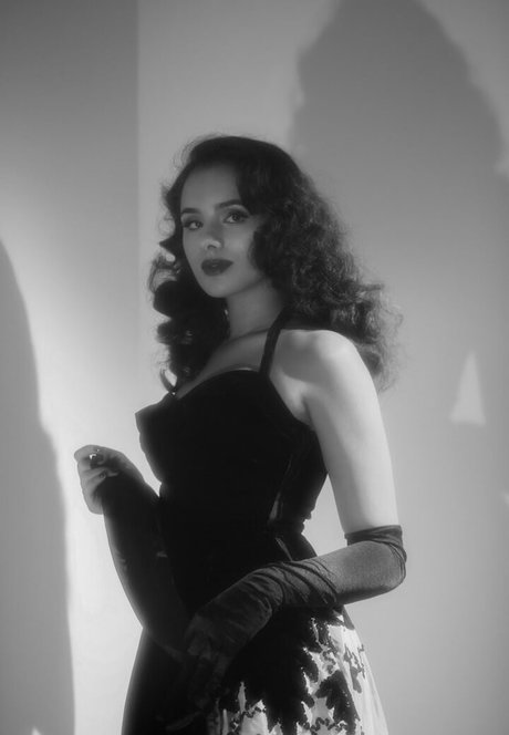 Aparna Brielle modelo mejor fotos