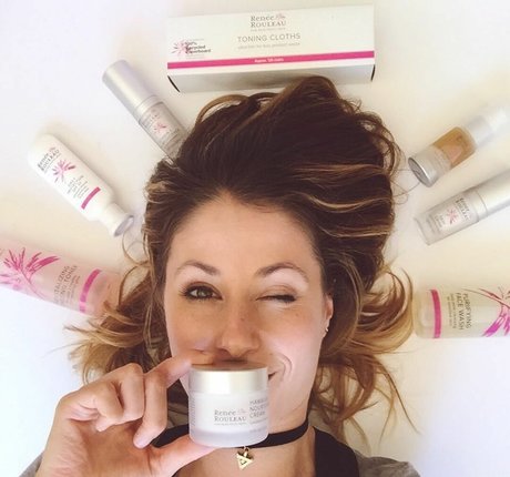 Amanda Crew libre de estrellas foto