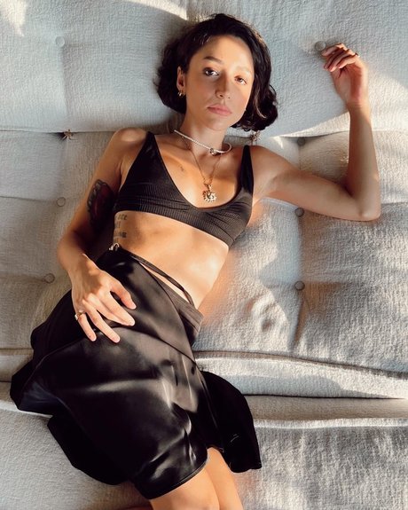 beautiful ladyboy onlyfans adult img