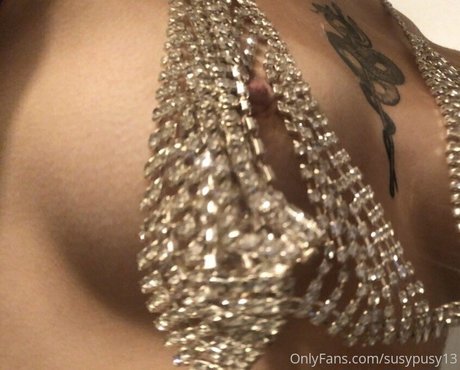 Susypusy model hd archive