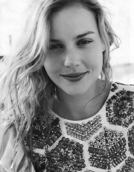 Abbie Cornish nudes actress images