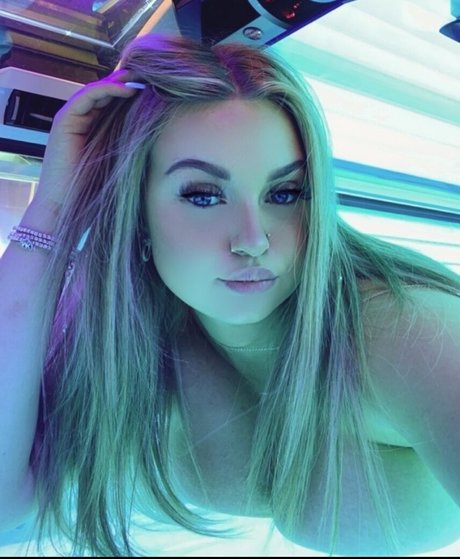 ellieharp3r hd model pic