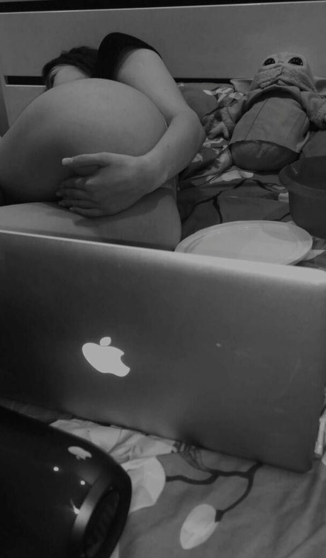 Meflia modelo sexy fotos