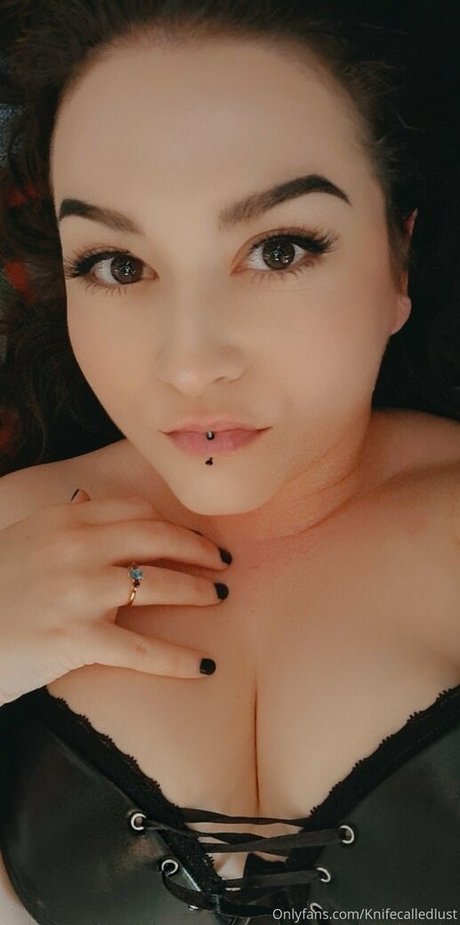 Knifecalledlust estrella adulta archivo