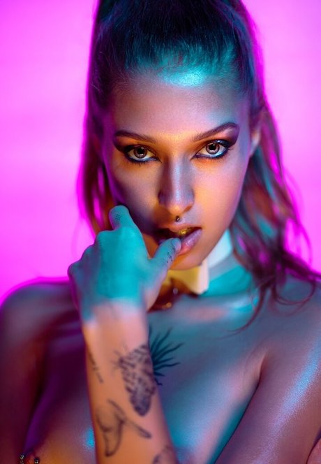 Biancia hd star pic