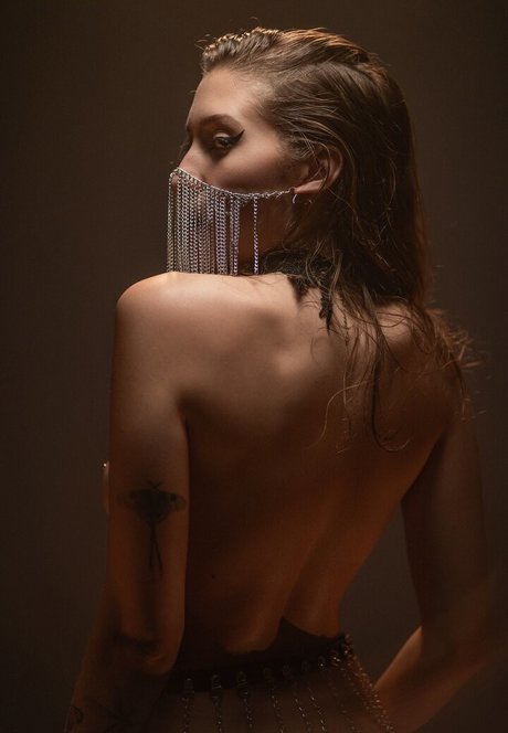 Biancia model nudes pictures