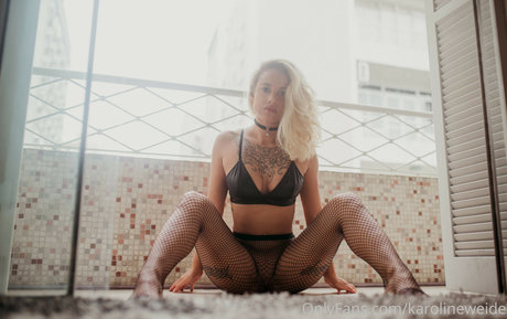 Karoline Weide estrella agradable galerías