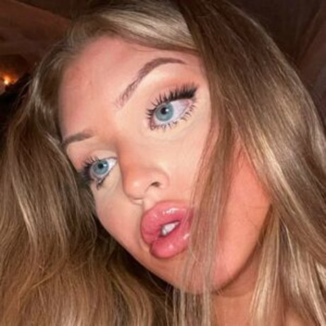 Adea Danielle star pretty picture
