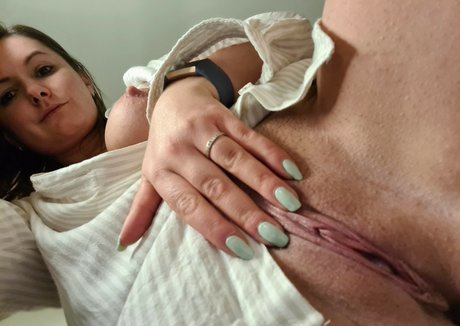 boredenglishwife art étoile collection