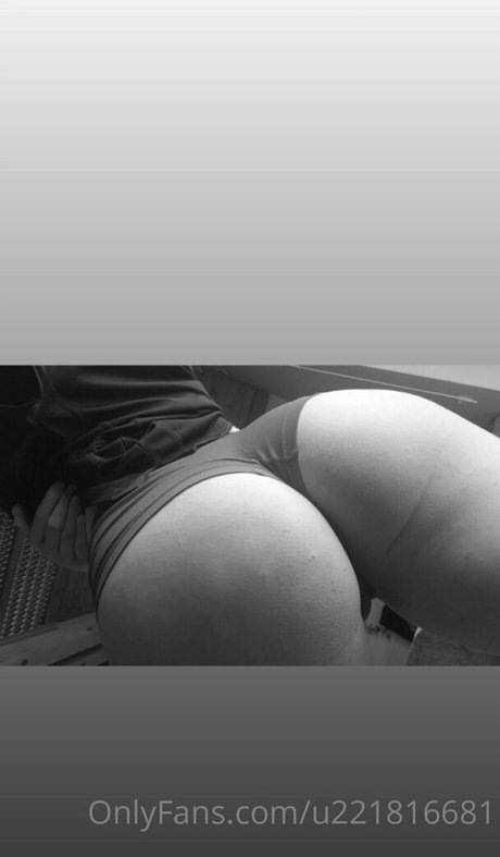 xoxoshawtyxoxo desnudos de modelos foto