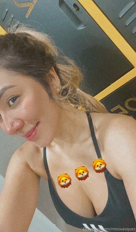 byMissVasquez actriz caliente foto