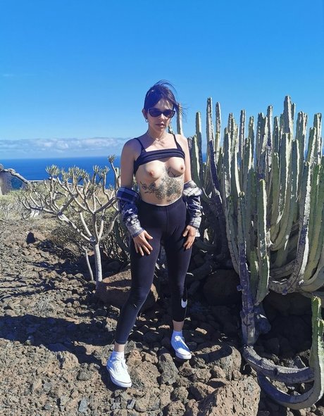 Yummy Yum Yum modelo hd fotos