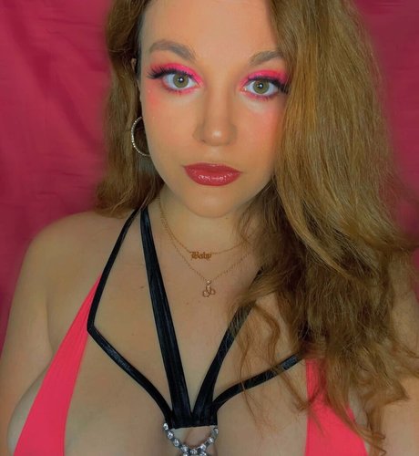 Carmen Curvy actriz erótica recopilación