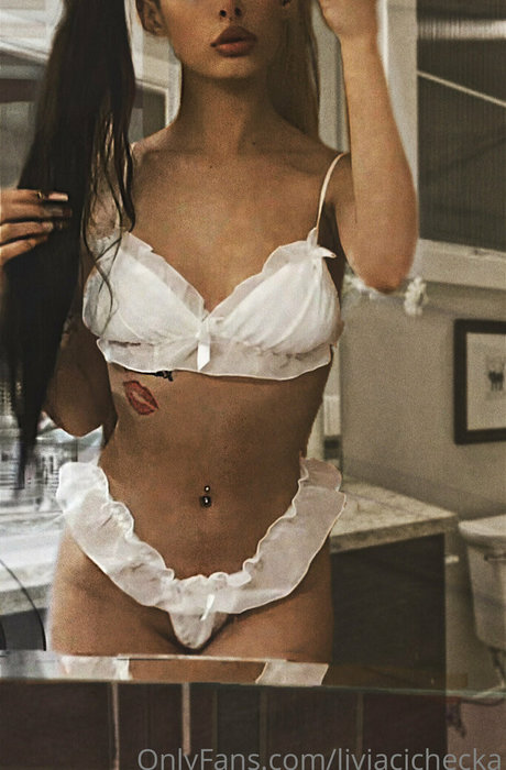 leevyyahs hermosa estrella porno fotos