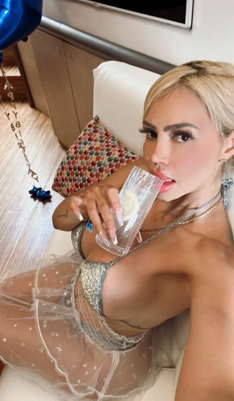 Alexa Mena porn star img