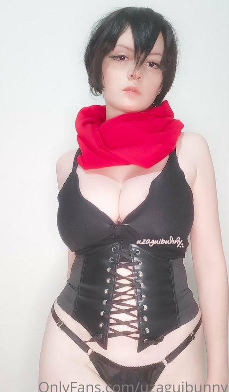 usagiisenshi modelo desnudo galerías