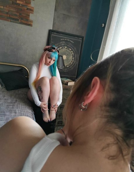 Mimo Suicide estrella exclusiva recopilación