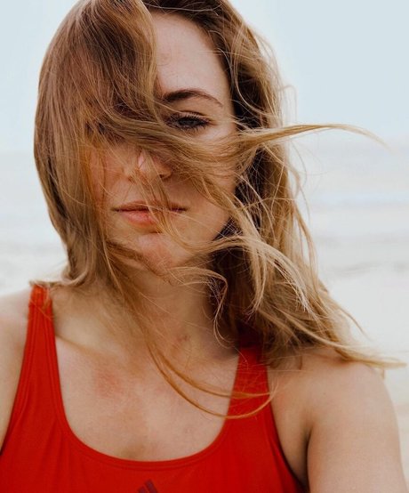 Sophia Florsch model art photo