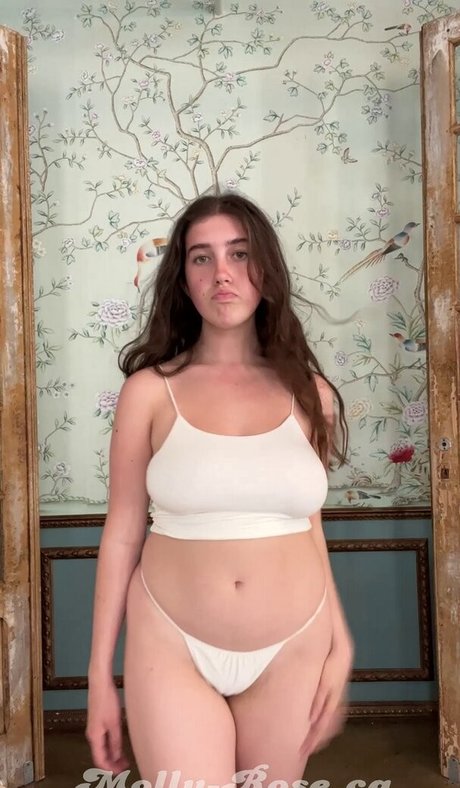 Molly Barkasy estrella erótica imágenes