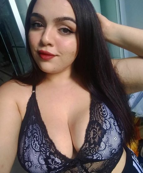 Danis Danielle Azevedo pornographic model img