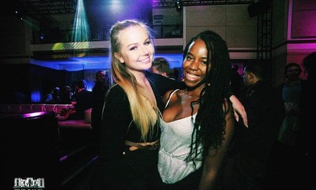 Emmahaggstrom actrice chaude img