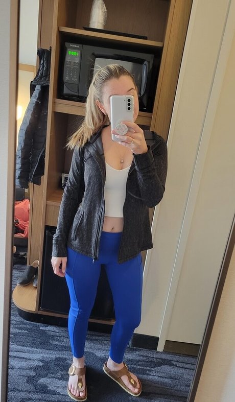 Bones Dont Lie pornstar top photo