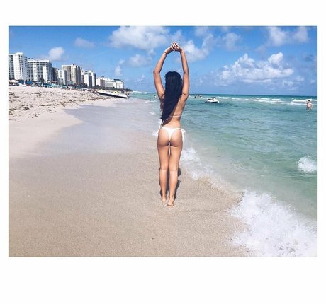 Jackie Cruz arte estrella porno imagen