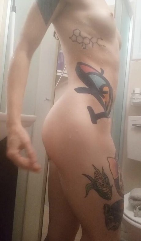 Freya Volt model pornographic picture