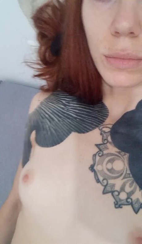 Freya Volt nus de stars du porno images