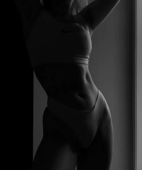 Nerushimav Lera nice model img