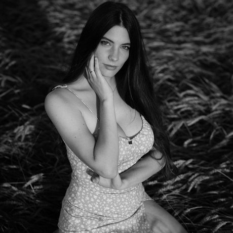 Lea Chloe étoile exclusive images