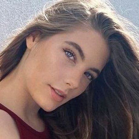 Lea Chloe meilleure star du porno galerie