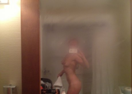 Emily Begin naked actress picture