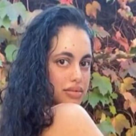 Razan Shihadeh naked model image