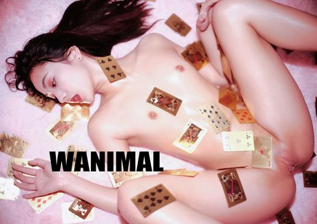 Qinweiyingjie erotic model picture