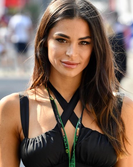 Sandra Dziwiszek actrice nue image